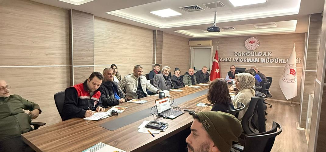 TAZE MEYVE SEBZELERDE HASAT SONRASI AŞAMALARINDA HİJYEN ESASLARI VE İZLENEBİLİRLİK KONULU TOPLANTI YAPILDI